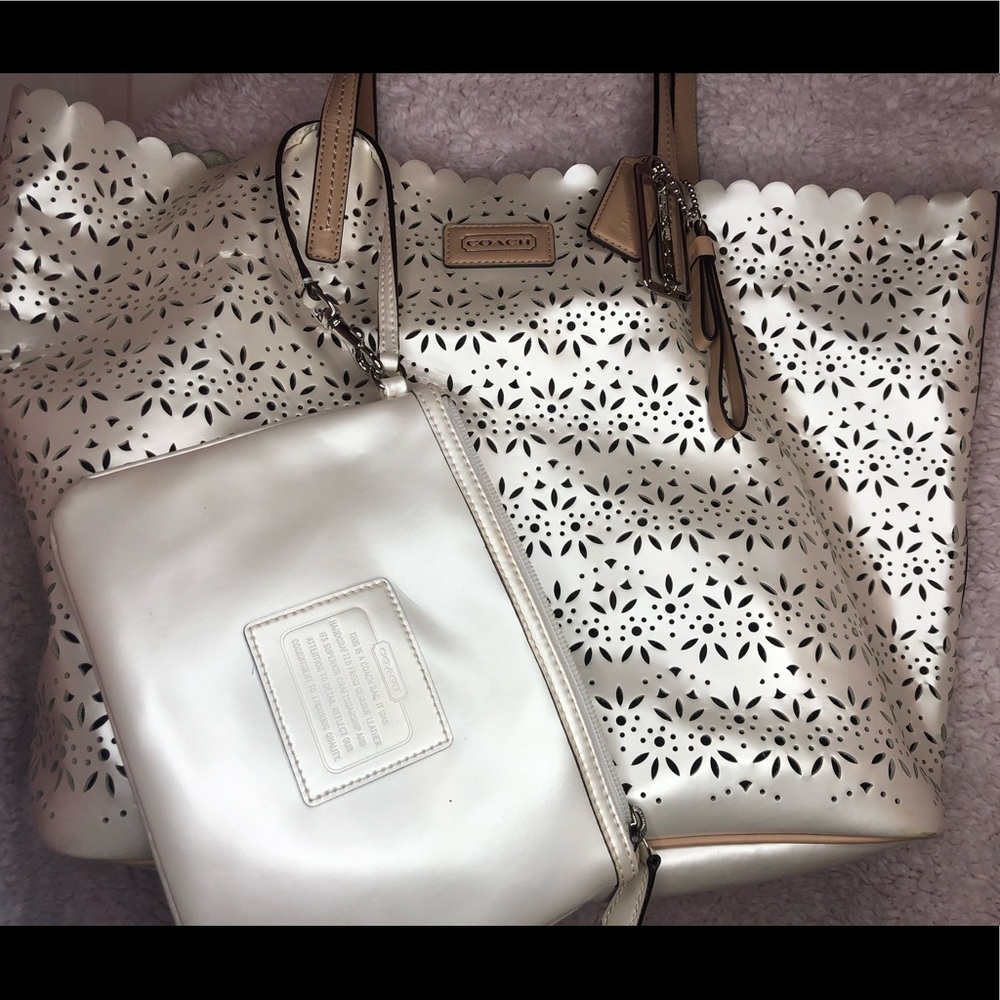 Coach tote